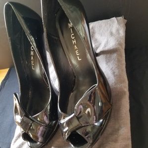Black patent leather peep toe 5in heel